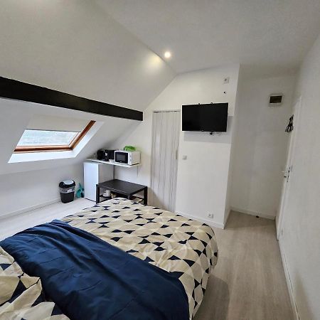 Agreable Studio De 16M2 Sans Kitchenette Ньои-сюр-Марн Екстериор снимка