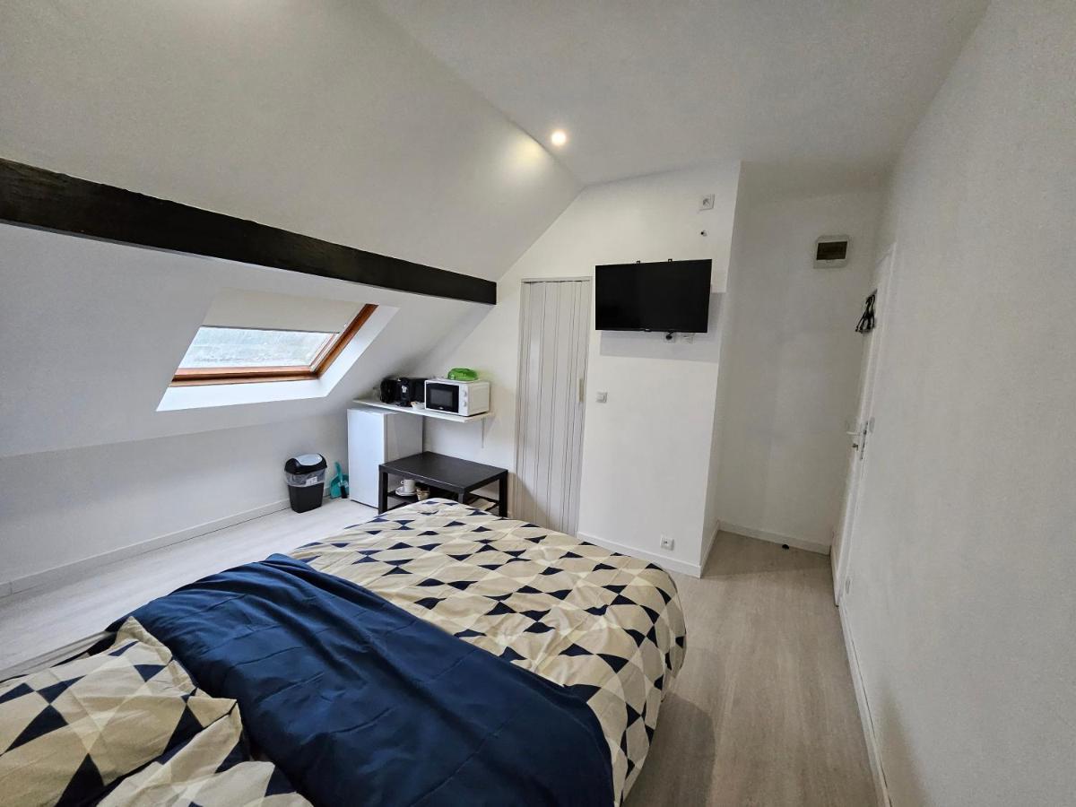 Agreable Studio De 16M2 Sans Kitchenette Ньои-сюр-Марн Екстериор снимка
